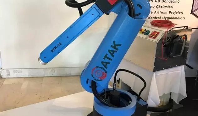 Kocaeli Bilişim Fuarı'nda Gebzeli Atak Robot