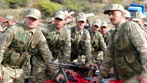 Erzurum'da 30 Güvenlik Korucusu Yemin Etti Erzurum'da 30 Güvenlik Korucusu Yemin Etti