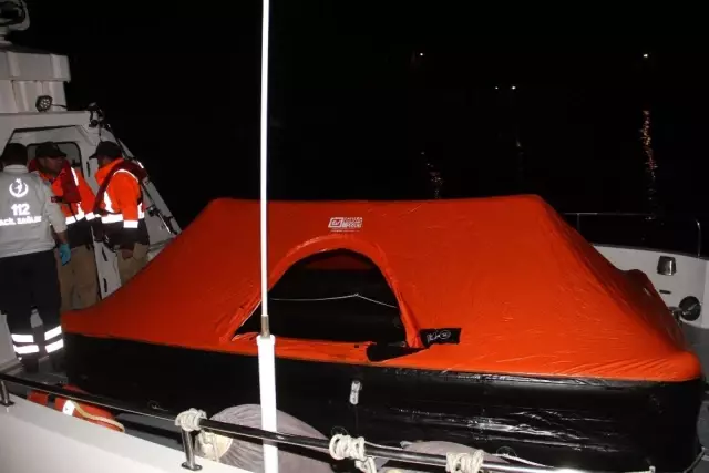 Göcek'te Batan Yattaki 4 Kişi Son Anda Kurtarıldı