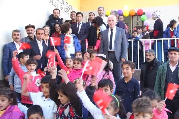 Hayırsever İşadamından Başkale'ye Yeni Okul