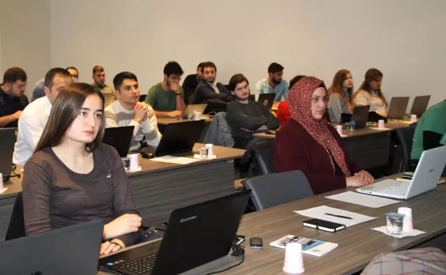 Milli İşletim Sistemi Pardus Eğitimleri Kto'da Başladı