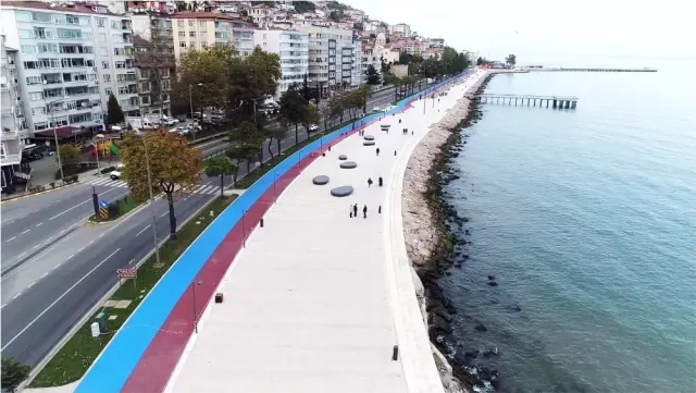 Ordu'da 'Bordo-mavi' Renkler Olay Oldu