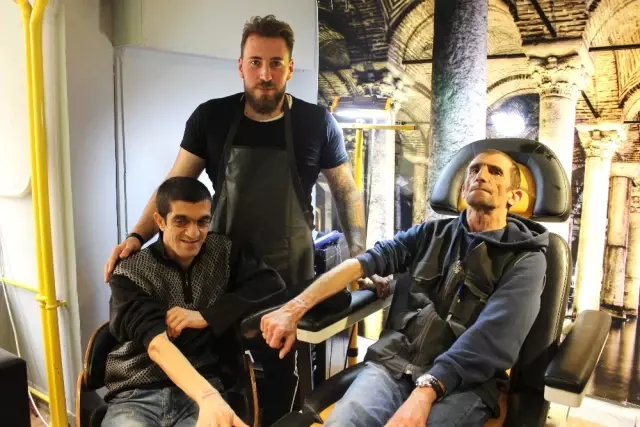 Alzeimer Hastaları İçin 'Sevgi İzi'