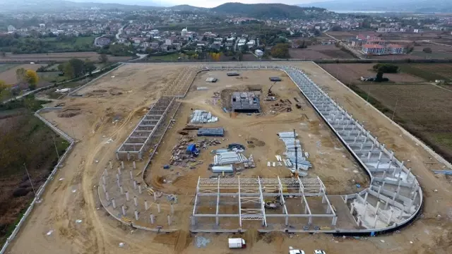Sebze ve Meyve Hali Kompleksi'nde Çelik Montajlar Başladı