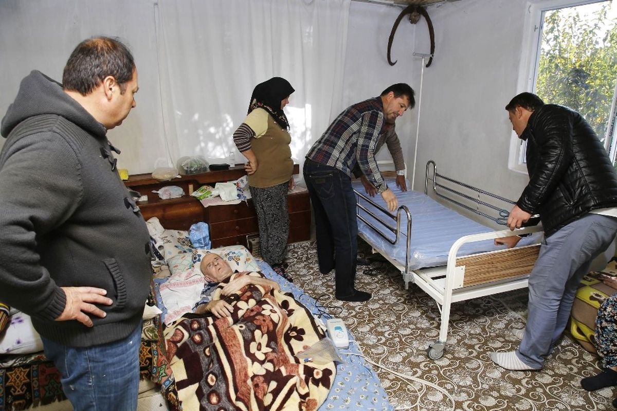 Döşemealtı Belediyesi'nden Hastaya Yardım Eli