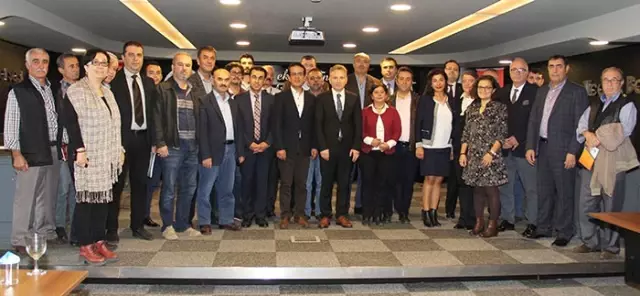 Korkuteli'de 300 Dekarlık Arazide Kekik ve Adaçayı Üretimi Yapılacak