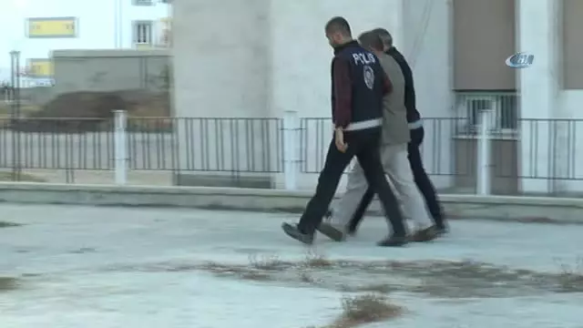 Muhabire FETÖ Demeyeceksin, Hocaefendi Diyeceksin Diyen Şüpheli Gözaltına Alındı