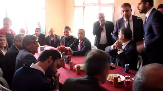 CHP Genel Sekreteri Sındır: '(Tarım Ürünleri) Bugün Net İthal Eden Bir Ülke Durumuna Geldik' CHP Genel Sekreteri Sındır: '(Tarım Ürünleri) Bugün Net İthal Eden Bir Ülke Durumuna Geldik'