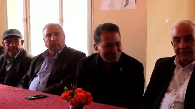 CHP Genel Sekreteri Sındır: '(Tarım Ürünleri) Bugün Net İthal Eden Bir Ülke Durumuna Geldik' CHP Genel Sekreteri Sındır: '(Tarım Ürünleri) Bugün Net İthal Eden Bir Ülke Durumuna Geldik'
