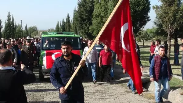 Hatay, Şehidini Uğurladı Hatay, Şehidini Uğurladı