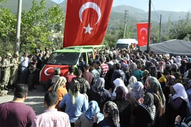 Hataylı Şehit Son Yolculuğuna Uğurlandı Hataylı Şehit Son Yolculuğuna Uğurlandı