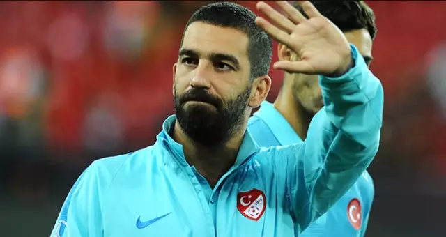 Arda Turan'dan Duygulandıran Naim Süleymanoğlu Paylaşımı