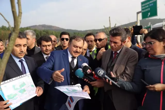 Bakan Eroğlu: 'Cumhurbaşkanımız Bir Yere Gideceği Zaman Hava Durumunu İletiyoruz' Bakan Eroğlu: 'Cumhurbaşkanımız Bir Yere Gideceği Zaman Hava Durumunu İletiyoruz'