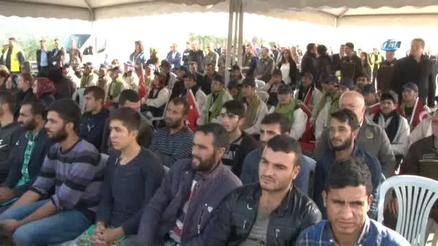 Bakan Eroğlu: 'Cumhurbaşkanımız Bir Yere Gideceği Zaman Hava Durumunu İletiyoruz' Bakan Eroğlu: 'Cumhurbaşkanımız Bir Yere Gideceği Zaman Hava Durumunu İletiyoruz'