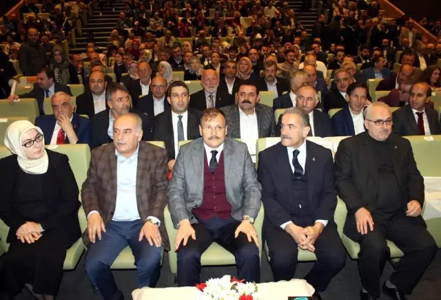 Başbakan Yardımcısı Hakan Çavuşoğlu Muhalefeti Topa Tuttu