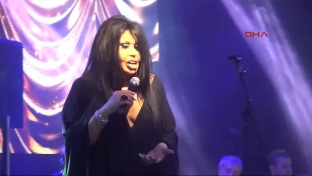 Bursa Bülent Ersoy Şarkılarıyla Bursa'yı Salladı Bursa Bülent Ersoy Şarkılarıyla Bursa'yı Salladı