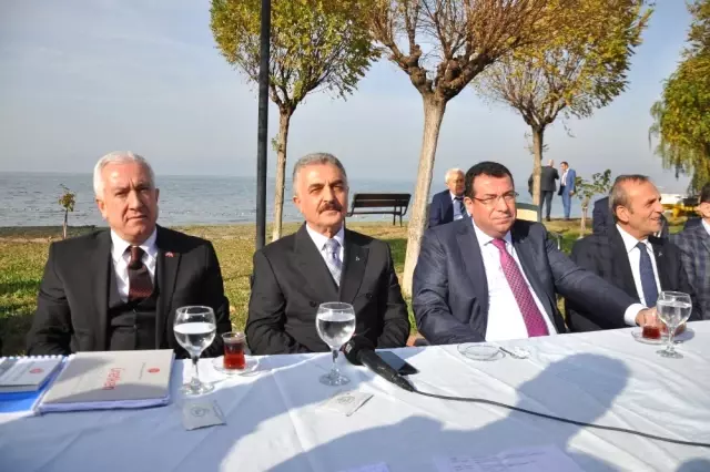 MHP Bursa Teşkilatları İznik'te Kampa Girdi MHP Bursa Teşkilatları İznik'te Kampa Girdi