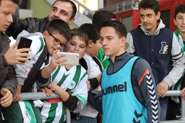 Süper Lig: Atiker Konyaspor: 0 - Antalyaspor: 0 (İlk Yarı) Süper Lig: Atiker Konyaspor: 0 - Antalyaspor: 0 (İlk Yarı)