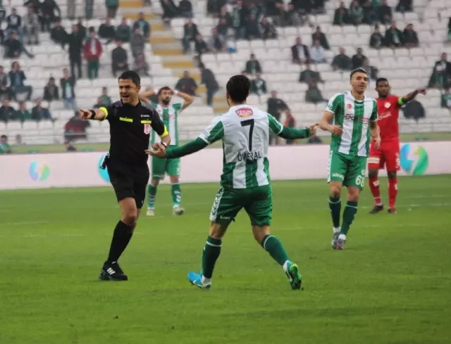 Süper Lig: Atiker Konyaspor: 0 - Antalyaspor: 0 (İlk Yarı) Süper Lig: Atiker Konyaspor: 0 - Antalyaspor: 0 (İlk Yarı)