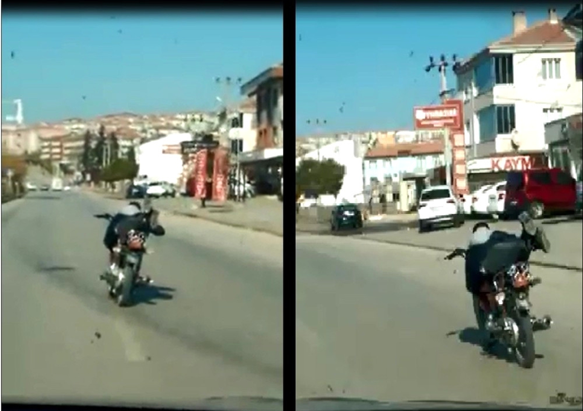 Yatarak Motosiklet Kullanan Genç Yürekleri Ağızlara Getirdi