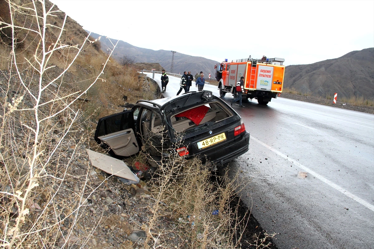 Sivas Ta Trafik Kazası 2 Yaralı Haberler