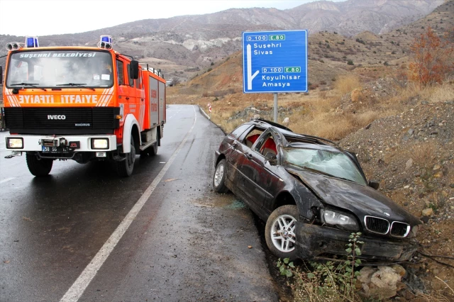 Sivas Ta Trafik Kazası 2 Yaralı Haberi Fotografı Fotografları