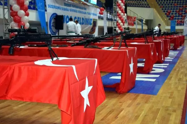 Van'da 126 Korucu Yemin Edip Görevlerine Başladı Van'da 126 Korucu Yemin Edip Görevlerine Başladı
