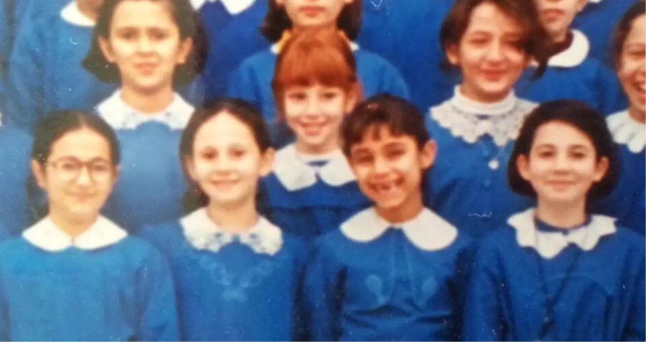 Elçin Sangu'nun Çocukken Çilleri Var Diye Arkadaşları Dalga Geçiyormuş