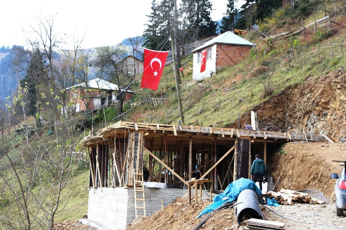 Eren'in Şehit Olduğu Yerde Ailesine Ev Yapılıyor