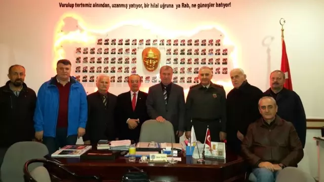 Garnizon Komutanı Üstün'den Şehit Yakınları ve Gazilere Yakın İlgi