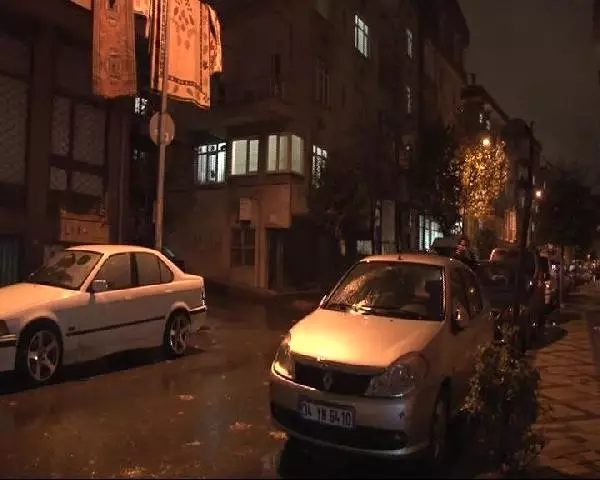Hırsızlar Mahallelinin Kabusu Oldu