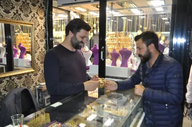 Altın Fiyatları Evlilikleri Vurdu Altın Fiyatları Evlilikleri Vurdu