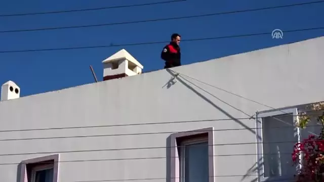 Bodrum'da Elektrik Akımına Kapılan Kişi Öldü Bodrum'da Elektrik Akımına Kapılan Kişi Öldü