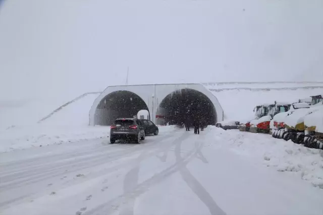 Ovit Tüneli Kontrollü Olarak Ulaşıma Açıldı