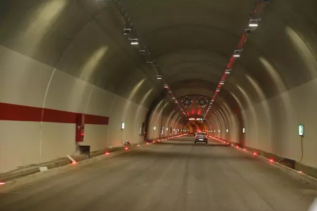 Ovit Tüneli Kontrollü Olarak Ulaşıma Açıldı