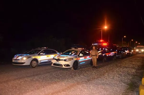 Antalya'da Hava Destekli Uyuşturucu Operasyonu: 16 Gözaltı