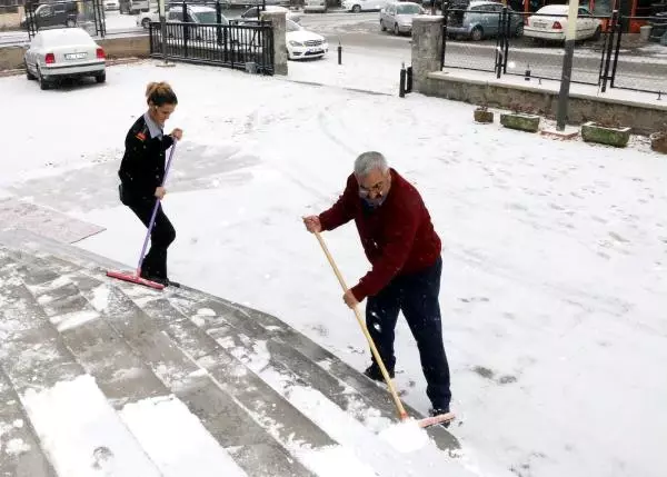 Erzincan, Beyaza Büründü