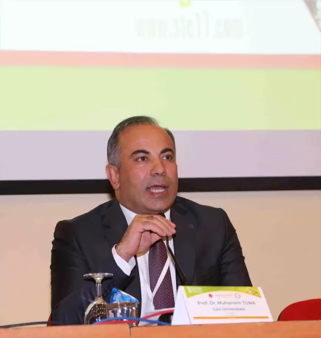 Turizm Sektörü Çalışanları Diplomalı ya da Sertifikalı Olacak Turizm Sektörü Çalışanları Diplomalı ya da Sertifikalı Olacak