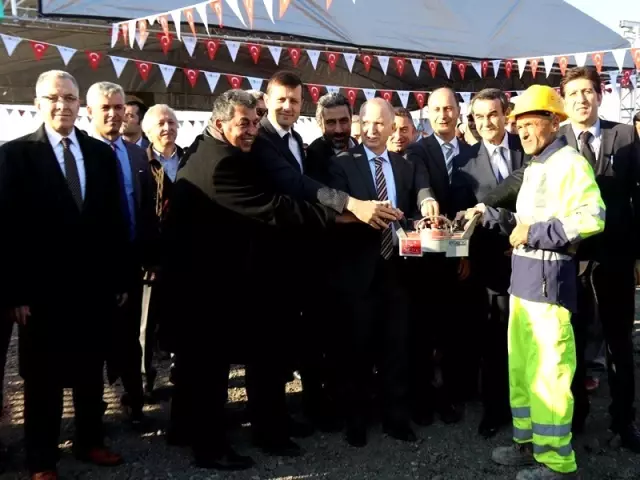 Veliköy Osb Mesleki ve Teknik Anadolu Lisesi'nin Temeli Atıldı
