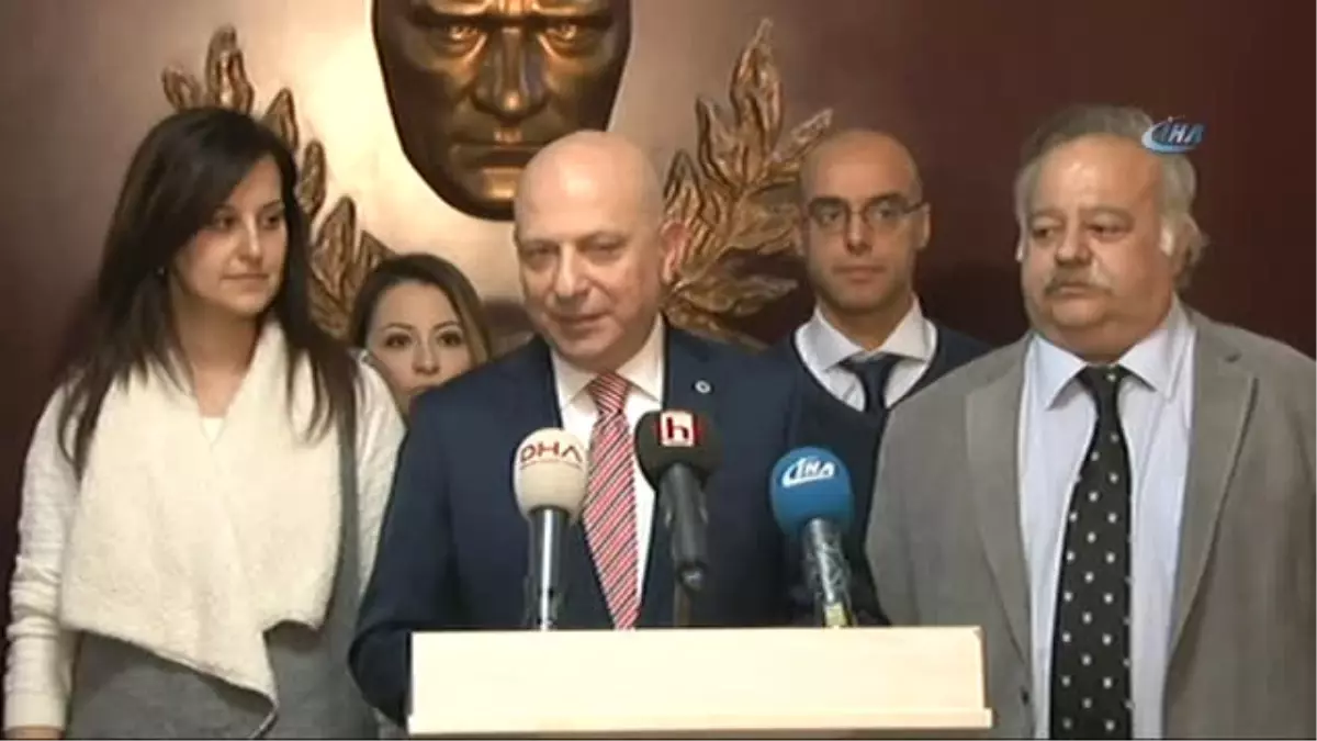 Ankara Üniversitesi Rektörü İbiş: '(Deniz Baykal) Yoğun Bakımdan Çıkabilecek Durumda'