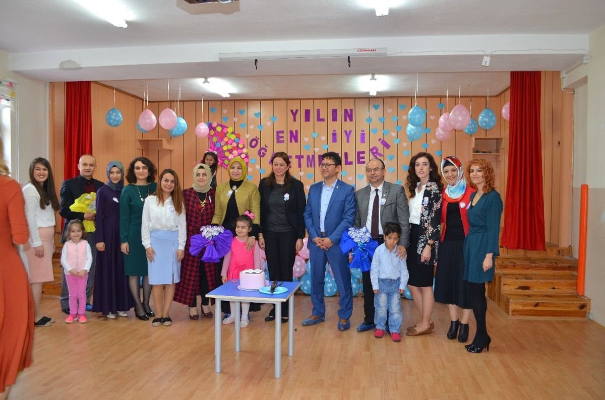 Balahatun Anaokulu'ndan Öğretmenler Günü Kutlaması