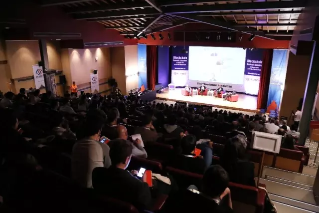 Blockchain, İstanbul'da Masaya Yatırıldı Blockchain, İstanbul'da Masaya Yatırıldı