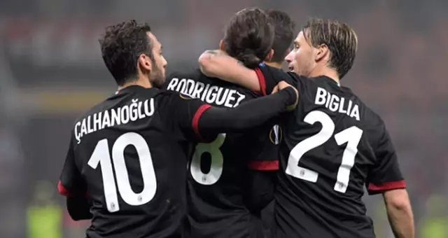 Milli Futbolcu Hakan Çalhanoğlu Asist Yaptı, Milan Avrupa'da Fark Attı