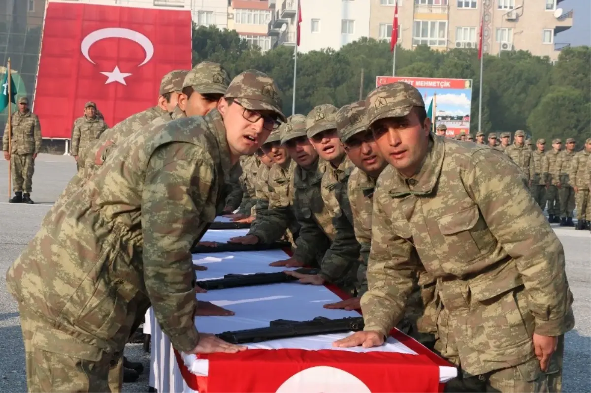 Manisa'da 369. Kısa Dönem Erler Yemin Etti
