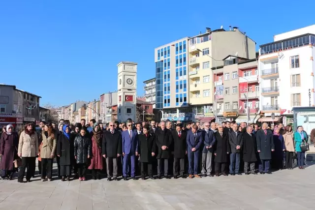 Oltu'da Öğretmenler Günü Kutlandı