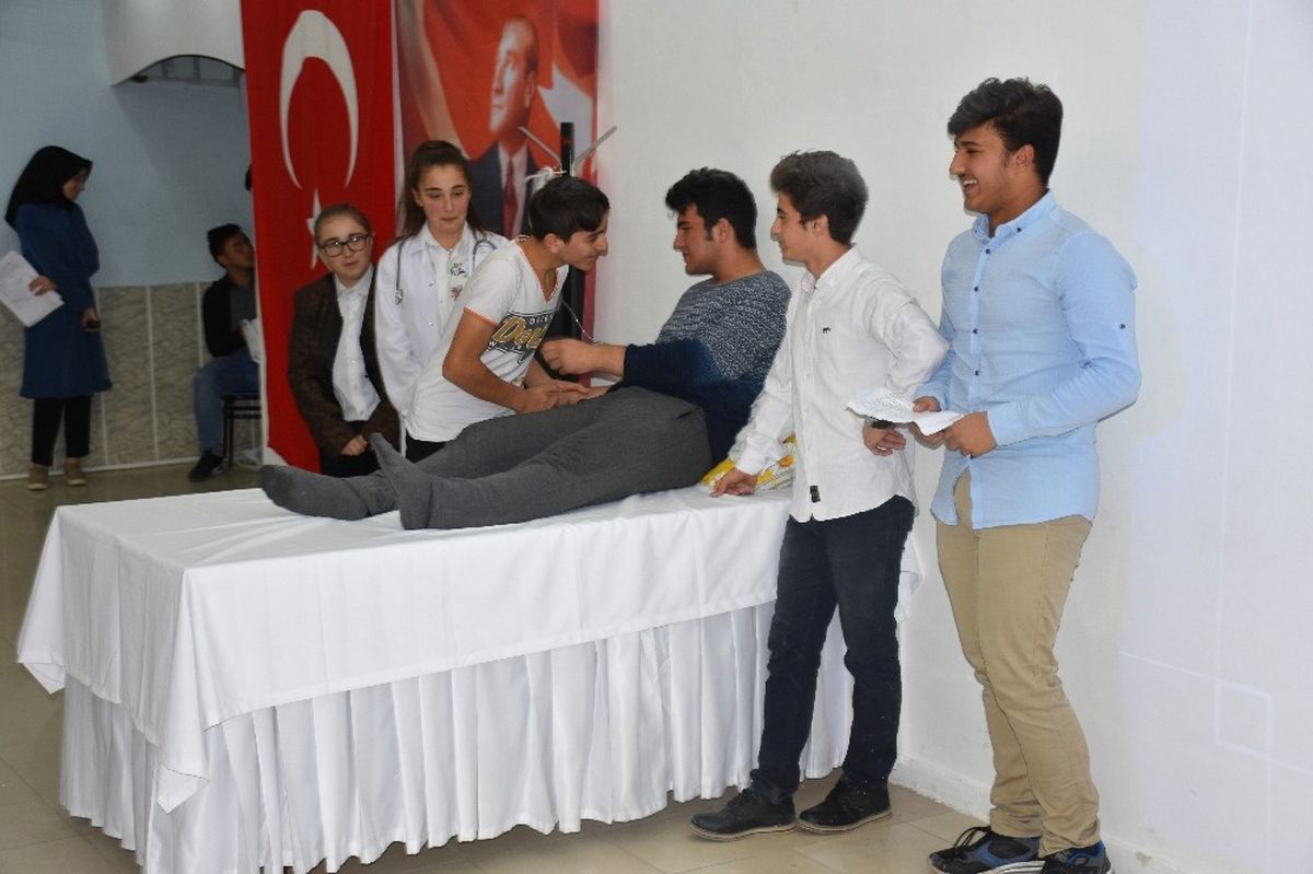 Reşadiye'de Öğretmenler Günü Kutlandı