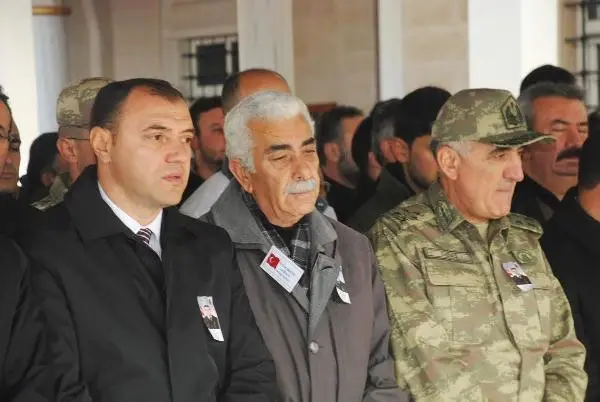 Şehit Uzman Çavuş, Gözyaşlarıyla Uğurlandı Şehit Uzman Çavuş, Gözyaşlarıyla Uğurlandı