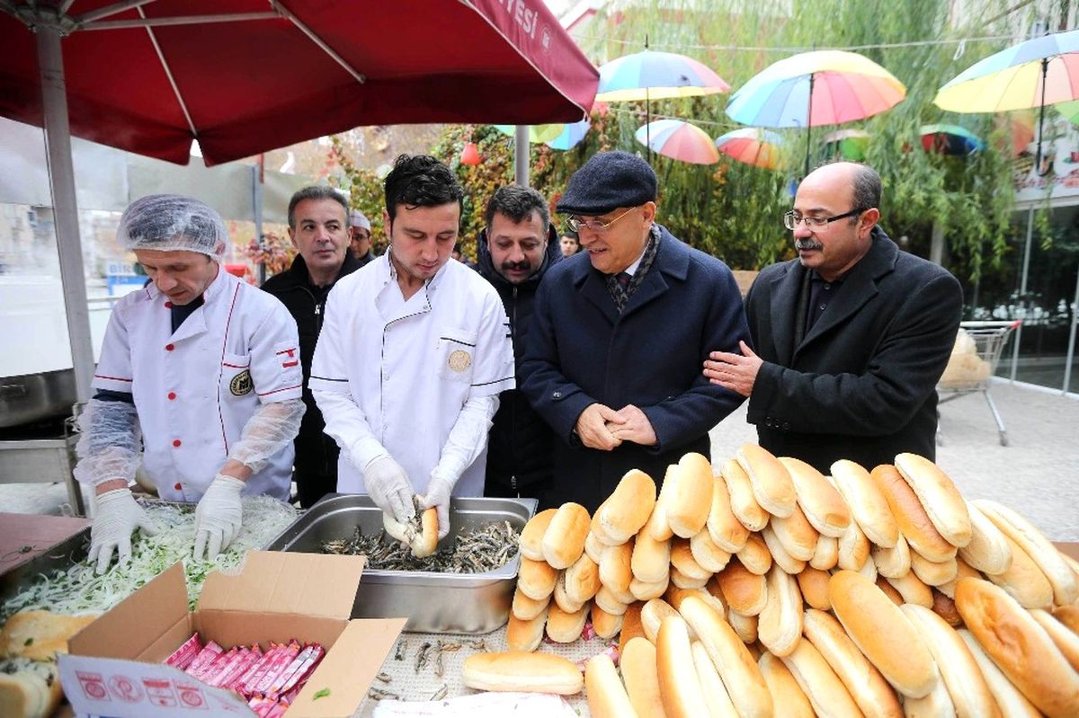 Yenimahalle'de Hamsi Buluşması