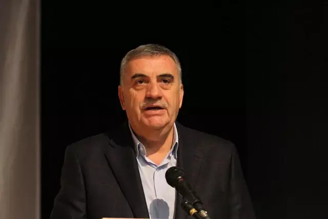 AK Parti Akyazı İlçe Teşkilatı'nın 5. Olağan Kongresi Gerçekleşti AK Parti Akyazı İlçe Teşkilatı'nın 5. Olağan Kongresi Gerçekleşti