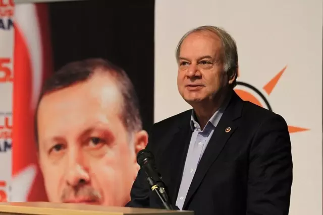 AK Parti Akyazı İlçe Teşkilatı'nın 5. Olağan Kongresi Gerçekleşti AK Parti Akyazı İlçe Teşkilatı'nın 5. Olağan Kongresi Gerçekleşti